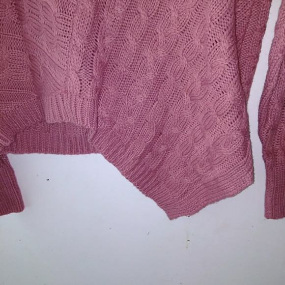 Nwt Free generation asymmetrical hemline sweater - Picture 3 of 6